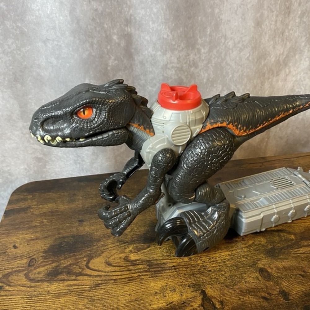 Jurassic World Walking Indoraptor Fisher-Price Imaginext Dinosaur - Picture 2 of 5